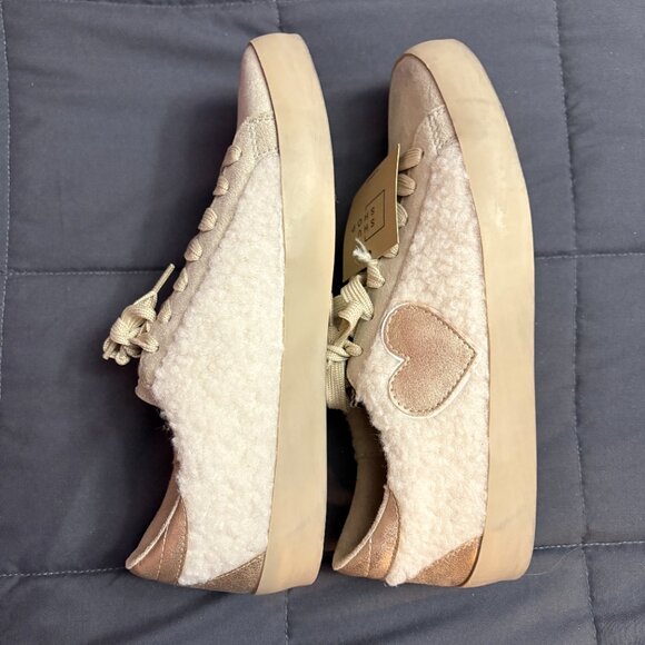 ShuShop Pamela Sneaker - Size: 7.5 - NIB - Picture 4 of 16